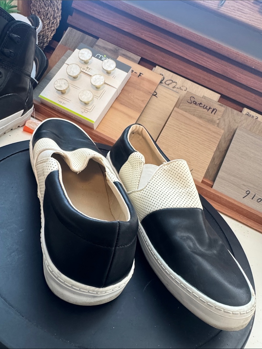 Zara Cream Leather Slip-On Sneaker